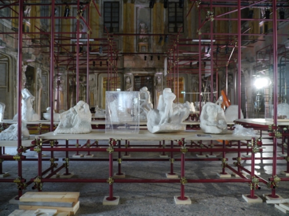 Lallestimento-di-Rodin-a-Palazzo-Reale Sala delle Cariatidi labrouge