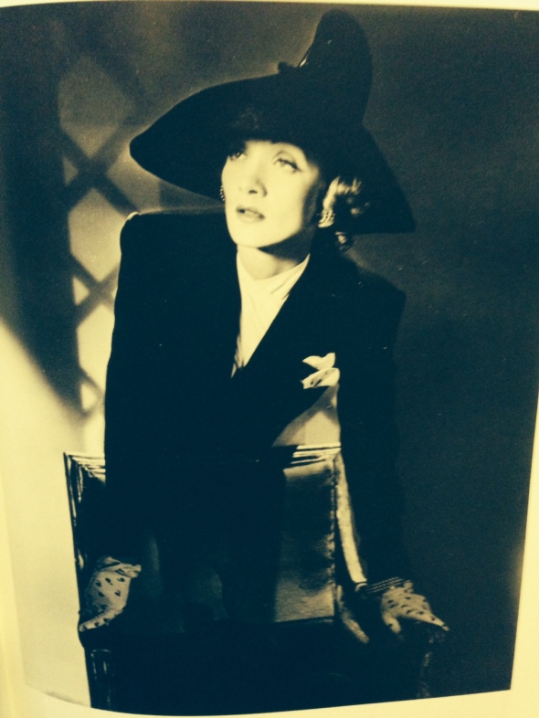 M.B. il piacere dell'occhio  Marlene Dietrich by Horst P. Horst Biffi arte Piacenza labrouge