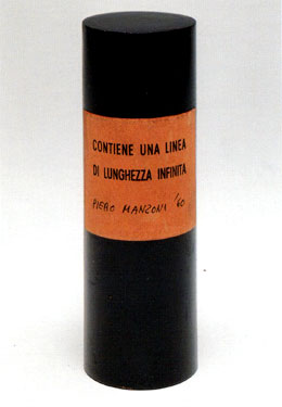 Piero Manzoni 1933-1963 a Palazzo Reale Linea scatoletta labrouge